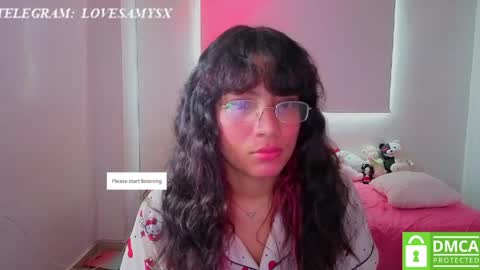 Helia Transfem and Amy online show from 04-06-26, 09:38