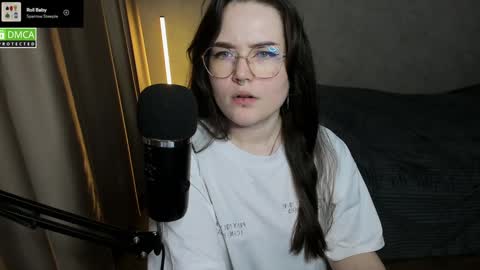 Snapshot of hell_hotline chatting on 01-12-25, 09:51 Red online show from 01-12-25, 09:51