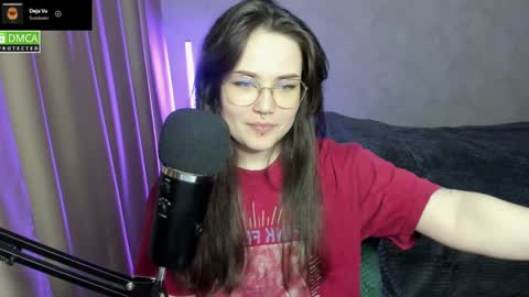 Snapshot of hell_hotline chatting on 01-20-25, 07:14 Red online show from 01-20-25, 07:14