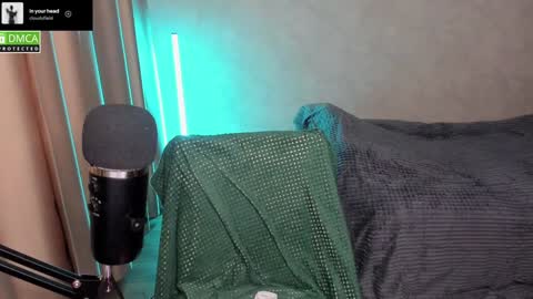 Snapshot of hell_hotline chatting on 01-23-25, 06:03 Red online show from 01-23-25, 06:03