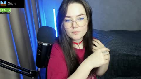 Snapshot of hell_hotline chatting on 01-30-25, 08:42 Red online show from 01-30-25, 08:42