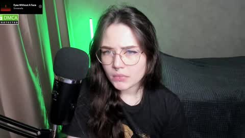 Snapshot of hell_hotline chatting on 02-03-25, 07:21 Red online show from 02-03-25, 07:21