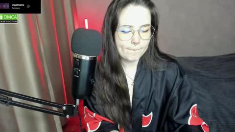 Snapshot of hell_hotline chatting on 02-25-25, 09:57 Red online show from 02-25-25, 09:57