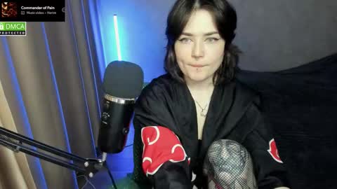 Snapshot of hell_hotline chatting on 11-22-25, 06:29 Red online show from 11-22-25, 06:29