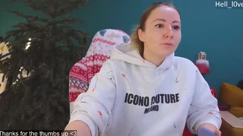 Snapshot of hell_l0ve chatting on 01-16-26, 02:04 Anastasiia online show from 01-16-26, 02:04