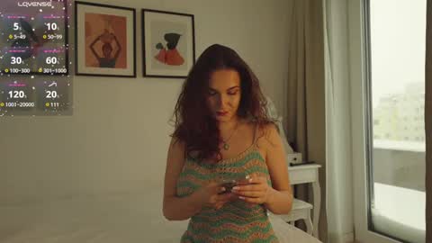 Lorette Lory online show from 02-17-25, 12:48