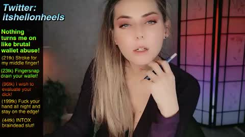 Snapshot of hell_on_heels_ chatting on 02-08-25, 08:52 - show loyalty and subscribe - online show from 02-08-25, 08:52