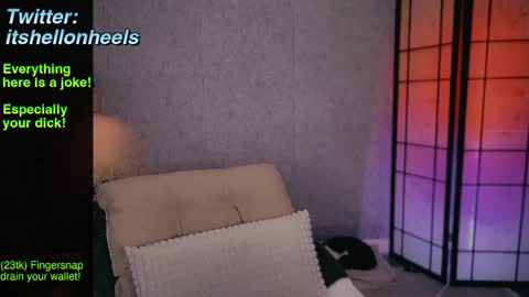 Snapshot of hell_on_heels_ chatting on 03-08-25, 11:18 - show loyalty and subscribe - online show from 03-08-25, 11:18