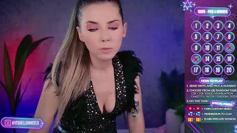 Snapshot of hell_on_heels_ chatting on 09-23-25, 07:44 - show loyalty and subscribe - online show from 09-23-25, 07:44