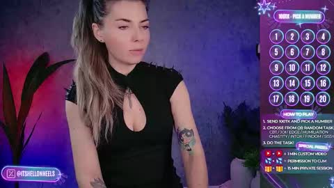 Snapshot of hell_on_heels_ chatting on 09-25-25, 04:16 - show loyalty and subscribe - online show from 09-25-25, 04:16