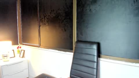 H E L L   AND  D A N T E online show from 01-11-26, 10:04