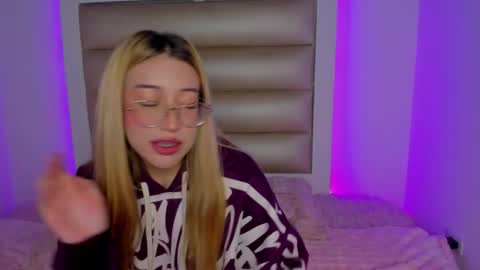 hellen__smith_ online show from 02-05-26, 07:51