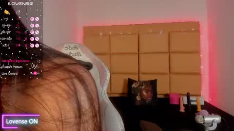 hellen__smith_ online show from 06-29-26, 09:48