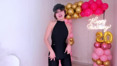 Julieta online show from 12-31-24, 06:57