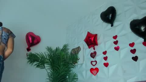 hellen     online show from 04-29-26, 07:09