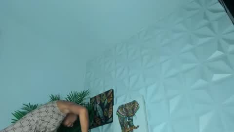 Snapshot of hellen_sky_ chatting on 06-05-26, 07:08 hellen online show from 06-05-26, 07:08
