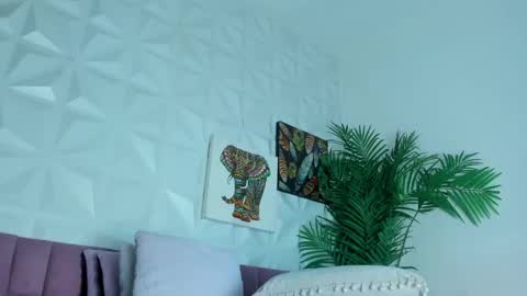 Snapshot of hellen_sky_ chatting on 06-09-26, 07:14 hellen online show from 06-09-26, 07:14