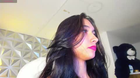 Hellen online show from 04-29-26, 05:30