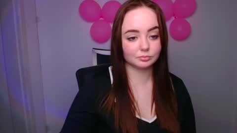 Hellen online show from 02-18-25, 04:37