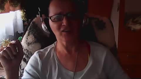 hellenmarie online show from 12-12-24, 11:18