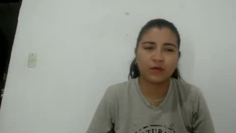 Snapshot of hellennmoon chatting on 06-20-26, 02:36 Hellen online show from 06-20-26, 02:36