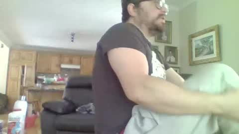 Snapshot of hellflow chatting on 12-15-25, 02:54 hellflow online show from 12-15-25, 02:54