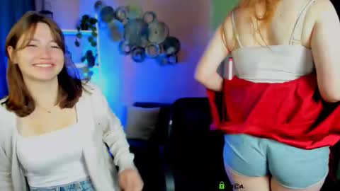 Helli online show from 09-11-25, 07:47