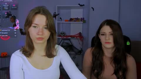 Helli online show from 10-19-25, 07:14