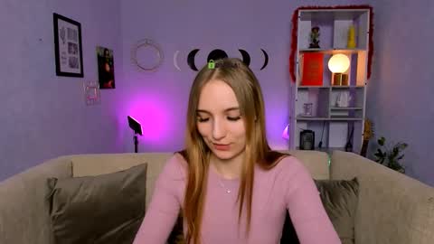 Helli online show from 03-16-26, 08:13