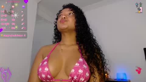 Snapshot of hello_candy chatting on 09-18-25, 11:07 Candy online show from 09-18-25, 11:07