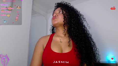 Snapshot of hello_candy chatting on 09-30-25, 01:10 Candy online show from 09-30-25, 01:10