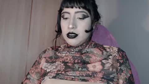 Snapshot of hello_demonkitty chatting on 09-18-25, 08:33 SIMONA  online show from 09-18-25, 08:33