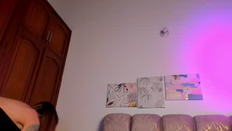 Hellzel online show from 06-30-26, 03:07