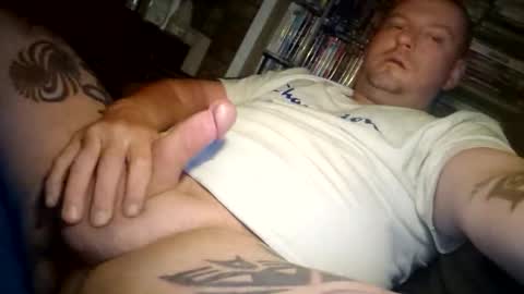 Snapshot of helpmecumhard4uxxx chatting on 04-07-26, 06:52 helpmecumhard4uxxx online show from 04-07-26, 06:52