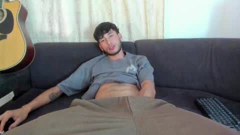 Snapshot of henrik_senn chatting on 09-11-25, 09:26 henrik_senn online show from 09-11-25, 09:26