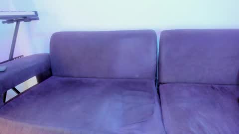 Snapshot of henrik_senn chatting on 01-07-26, 08:00 henrik_senn online show from 01-07-26, 08:00