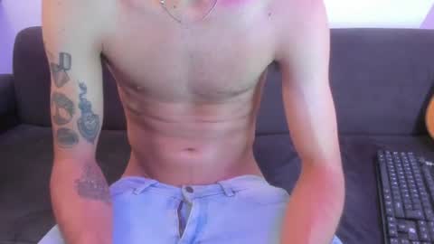 henrik_senn online show from 07-11-26, 02:36