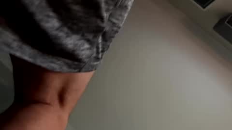 henry0043 online show from 01-09-25, 09:06