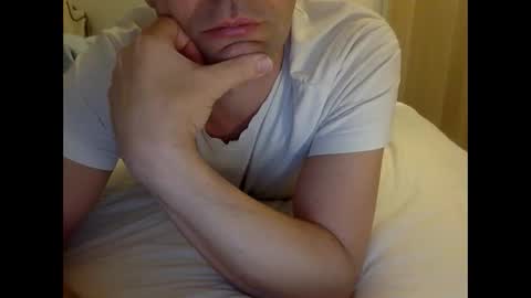 Henryhipster  sub  spank useme new Europe Twink kiss first fit kinky naughty online show from 12-17-25, 07:14