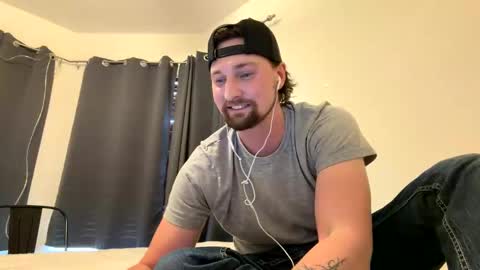 Snapshot of henryjackk chatting on 03-13-26, 10:49 HenryJackk online show from 03-13-26, 10:49