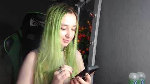 Hentaishiing online show from 12-14-24, 03:04