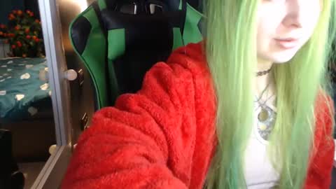 Hentaishiing online show from 02-19-25, 05:49