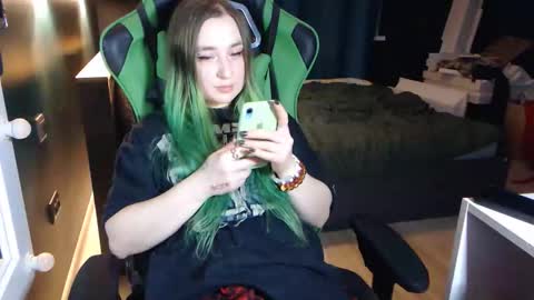 Hentaishiing online show from 11-05-25, 02:00