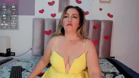 Snapshot of hera_godess chatting on 02-14-25, 08:37 Hera godes online show from 02-14-25, 08:37