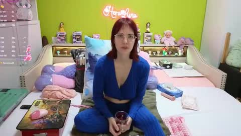 HeraLuna  online show from 02-17-26, 10:05