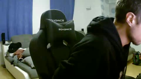 John Pearl online show from 11-04-25, 07:46