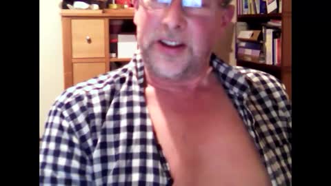 Snapshot of hereford66 chatting on 12-17-24, 07:37 hereford66 online show from 12-17-24, 07:37