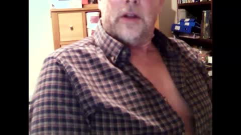 Snapshot of hereford66 chatting on 02-19-25, 09:17 hereford66 online show from 02-19-25, 09:17