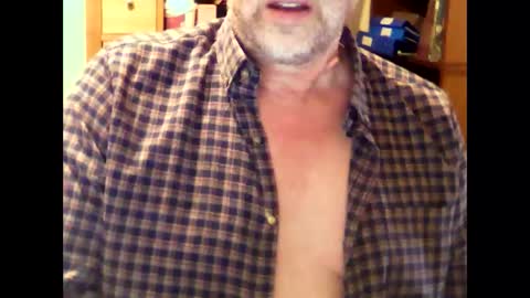 Snapshot of hereford66 chatting on 03-11-25, 01:45 hereford66 online show from 03-11-25, 01:45