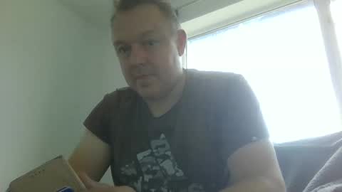 heretoserveyouall online show from 10-04-25, 03:43